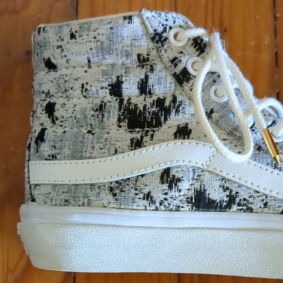 Vans Sk8 Hi Slim (Italian Weave) w/ Gold Accents (W Size 6, M Size 4.5) - Picture 6 of 11